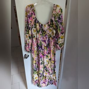 NWT! Stunning Purple Floral H&M Balloon-sleeved Smocked Dress